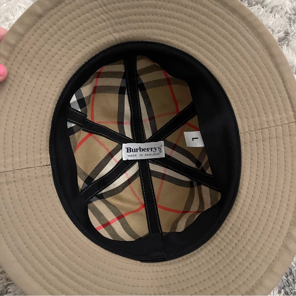 vintage burberry bucket hat